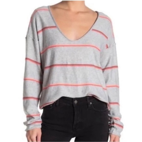 Free People Make You Mine Sweater in Grey Stripe Combo - NWT - Sz. Large - Picture 5 of 12